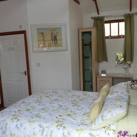 เวสต์วิว Hotel Louth  ภายนอก รูปภาพ